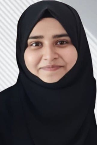 Portrait of Afra Naushine